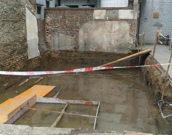 松木樁+筏板基礎(chǔ)才是基礎(chǔ)中的“戰(zhàn)斗機(jī)”，沒見過的朋友開開眼界