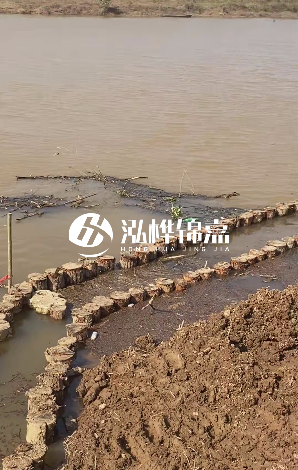 挖機(jī)挖淤泥一立方多少錢？長沙市清淤河道施工公司