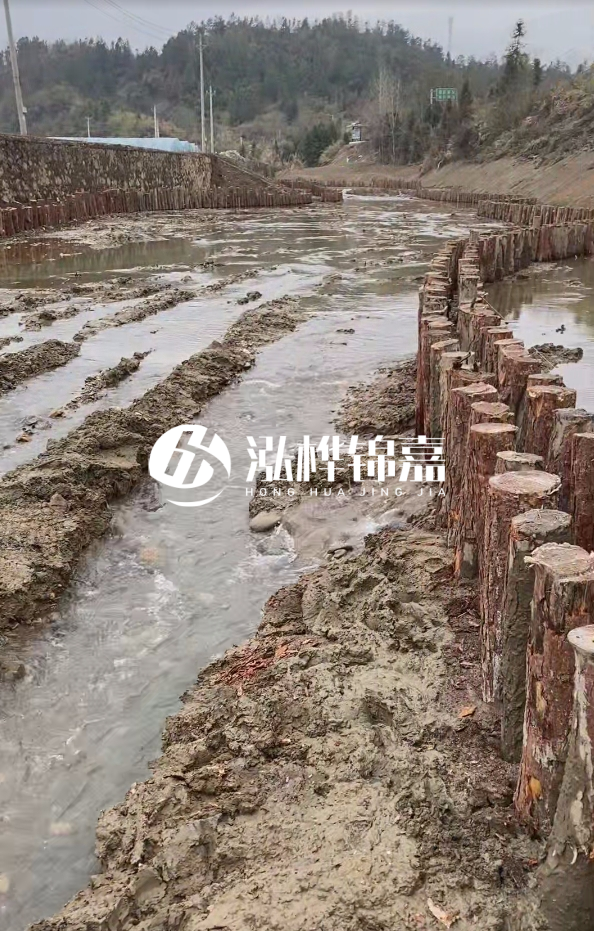 佳木斯河道清淤專業(yè)施工-河道清淤國家規(guī)定是幾米？