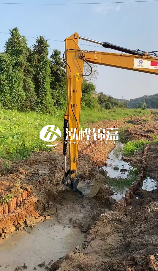 淄博河道清淤專業(yè)施工-打完木樁后清淤如何防止木樁損壞？