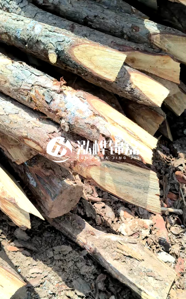 黃岡挖機(jī)打木樁專業(yè)施工-護(hù)坡木樁多少錢一根？