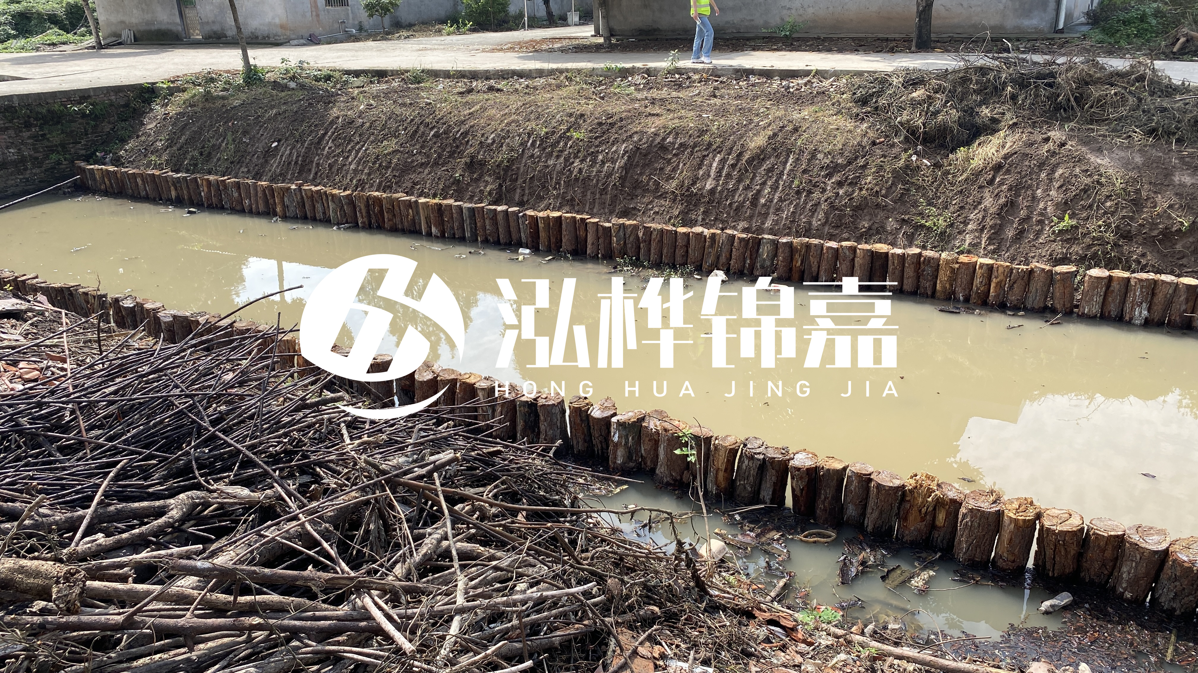 打樁木樁的間距和排列方式有何講究？不懂這些細節(jié)，工程質量堪憂！