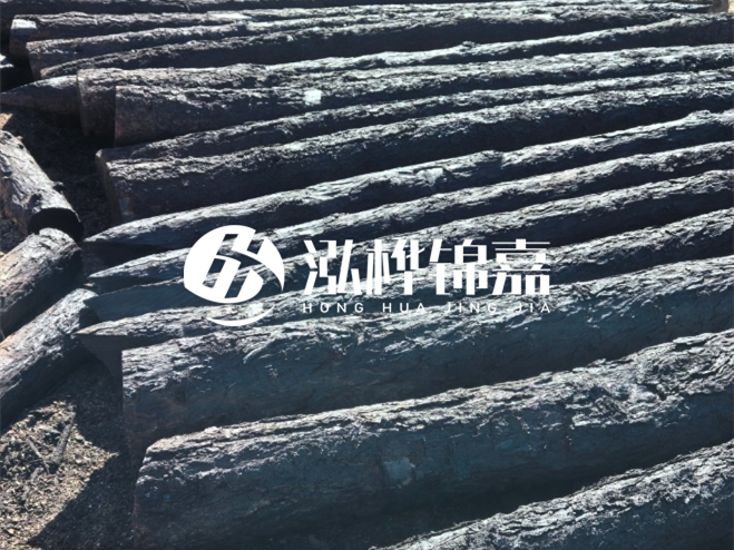 經(jīng)過防腐處理的松木樁價格貴多少？炭化處理的松木樁貴多少？