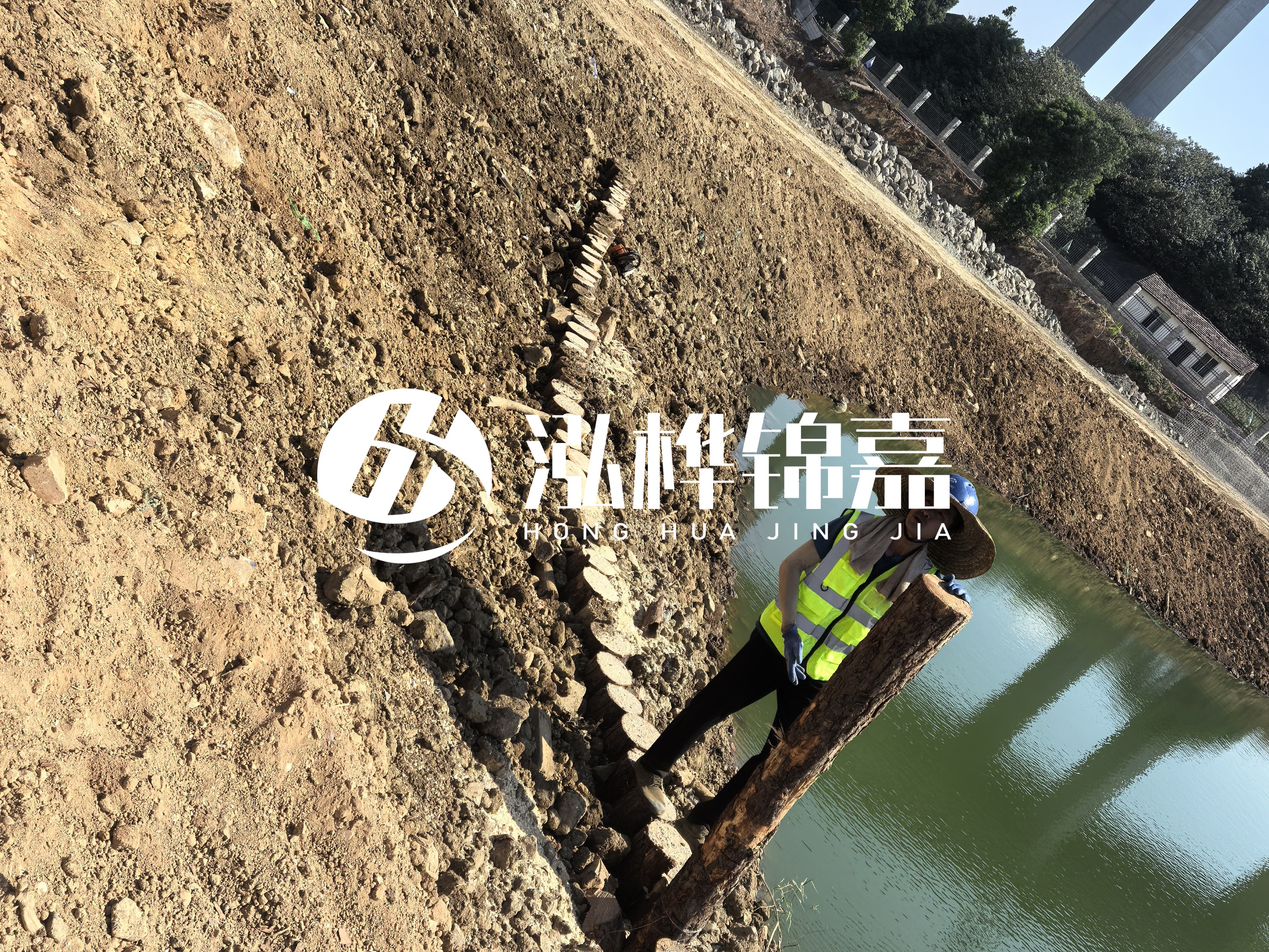 河邊打木樁有什么作用-河道打木樁可以保護河道周邊農(nóng)田？