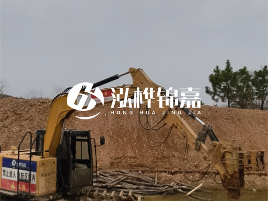 4 米防汛木樁多少根可以送貨上門？3 米松木樁 11-13 公分價格是多少？