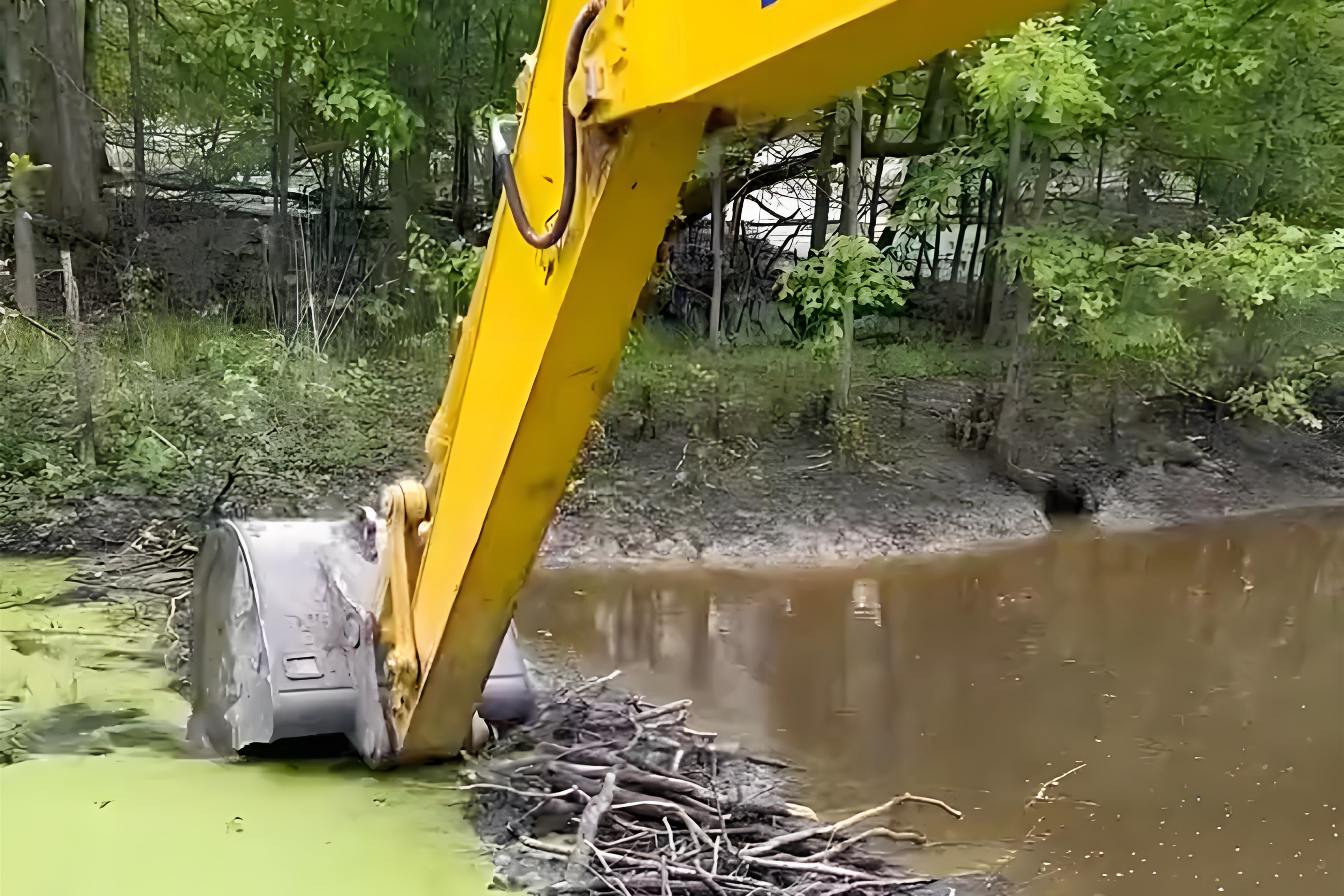 益陽(yáng)水挖清淤團(tuán)隊(duì)泓樺錦嘉-水塘清淤中遇到大量垃圾如何處理？