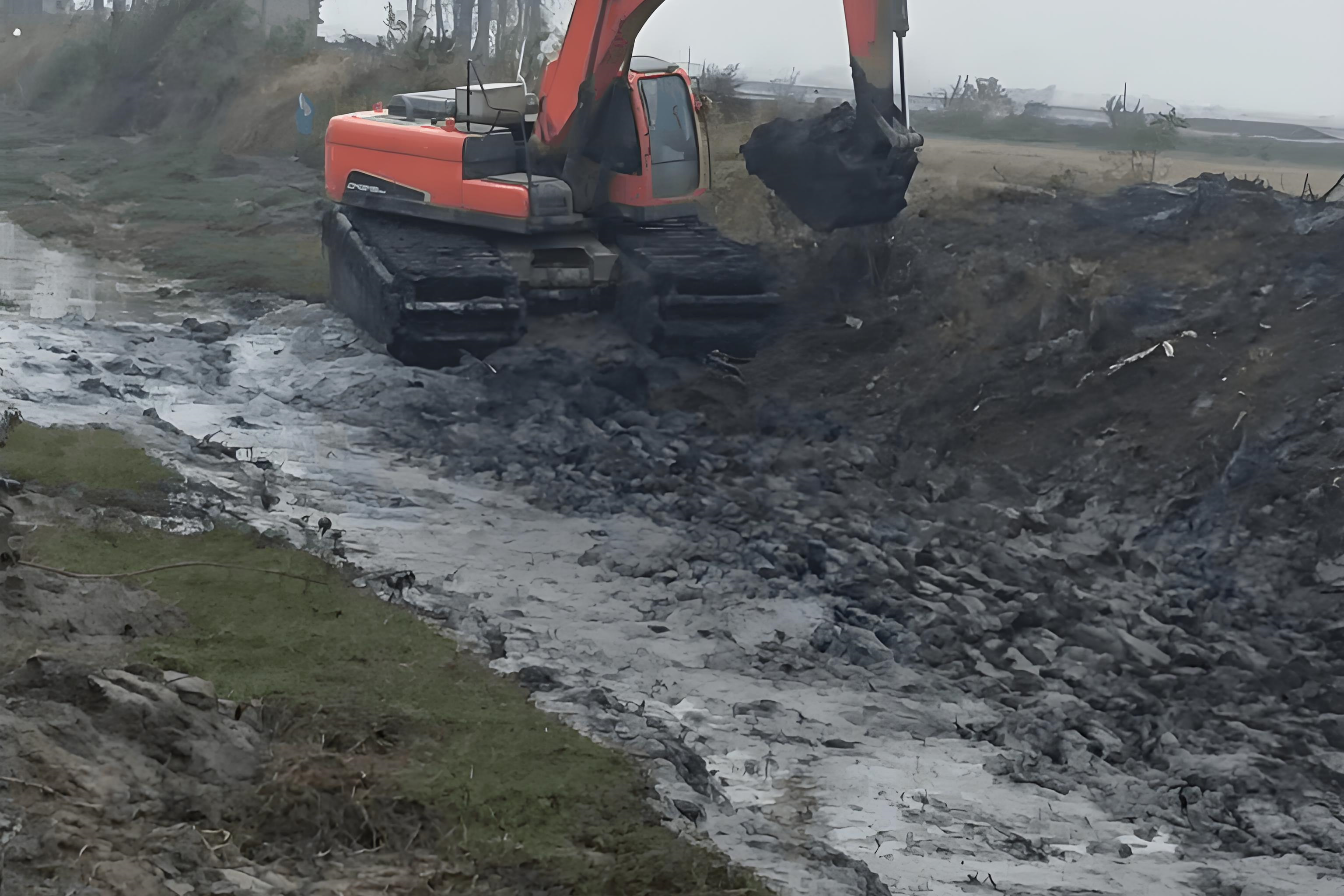 廣東湛江挖機(jī)清淤施工隊(duì)-挖機(jī)清淤能在水下作業(yè)嗎？?
