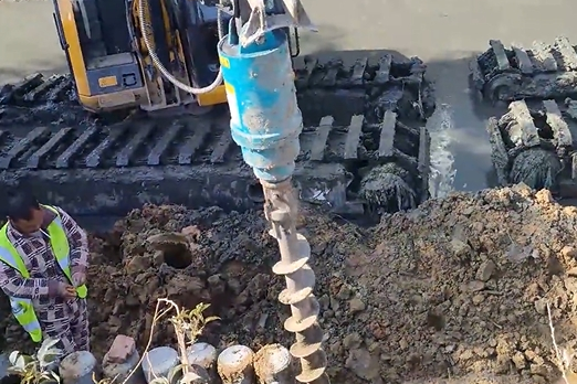 水泥樁批發(fā)廠(chǎng)家泓樺錦嘉-水泥仿木樁樁徑怎么確定？