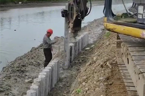 水泥樁批發(fā)廠家泓樺錦嘉-和真木樁比價(jià)格貴多少？