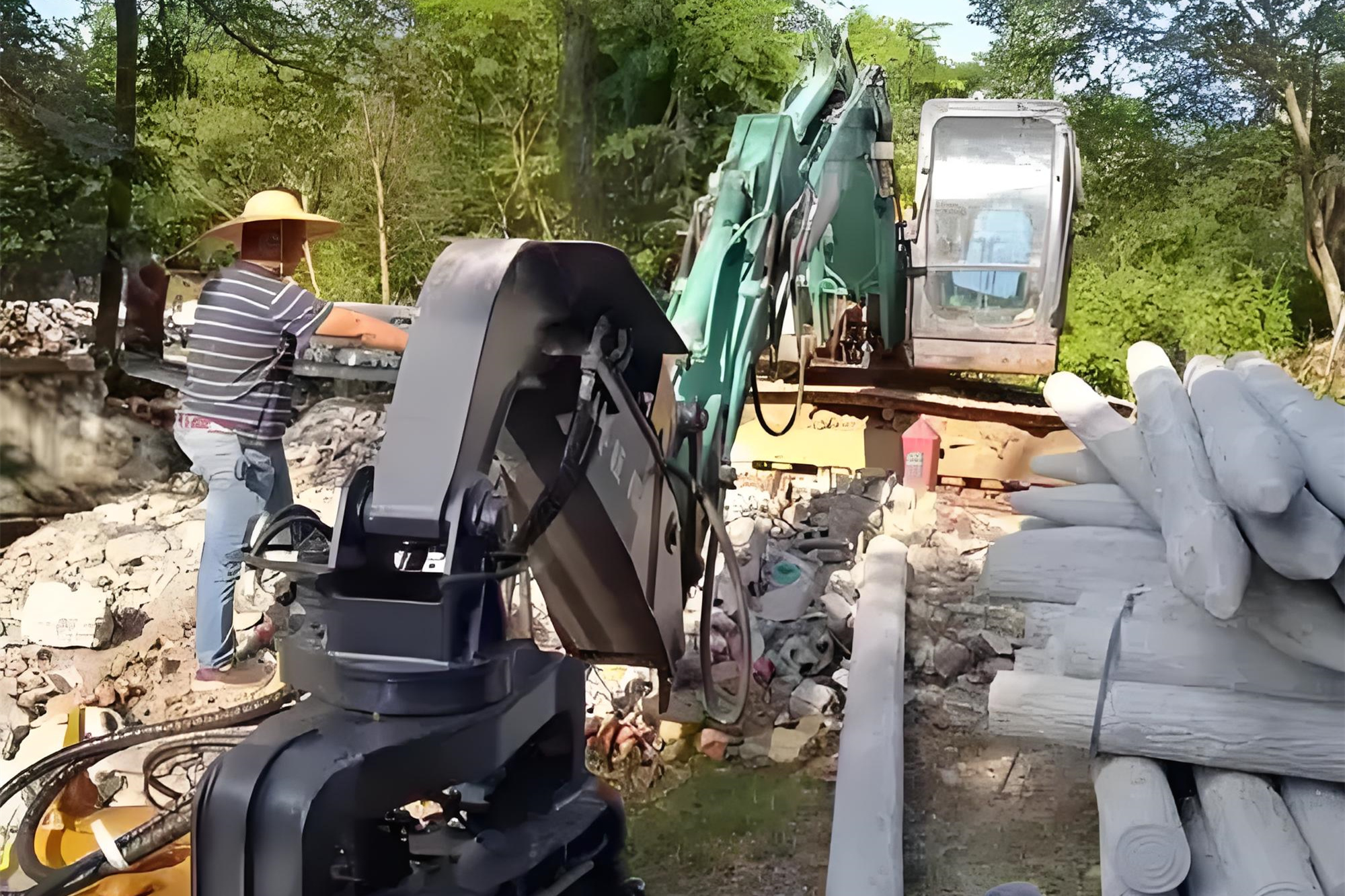 水泥樁批發(fā)廠家泓樺錦嘉-水泥仿木樁抗洪水沖刷的能力怎么樣？