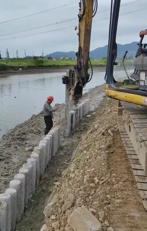 水泥樁批發(fā)廠家泓樺錦嘉 - 水泥圓樁的價(jià)格如何計(jì)算？